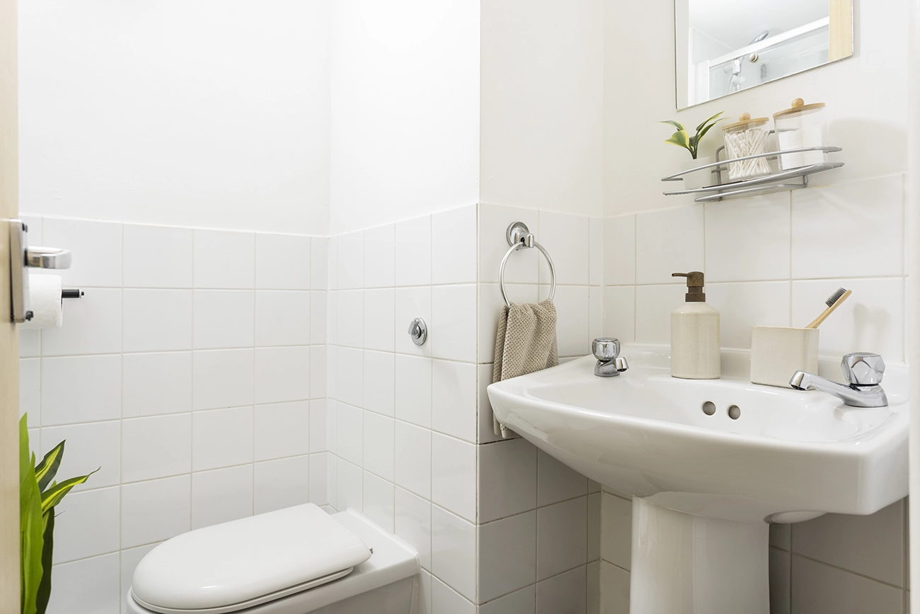 Bathroom in an Ensuite Classic room